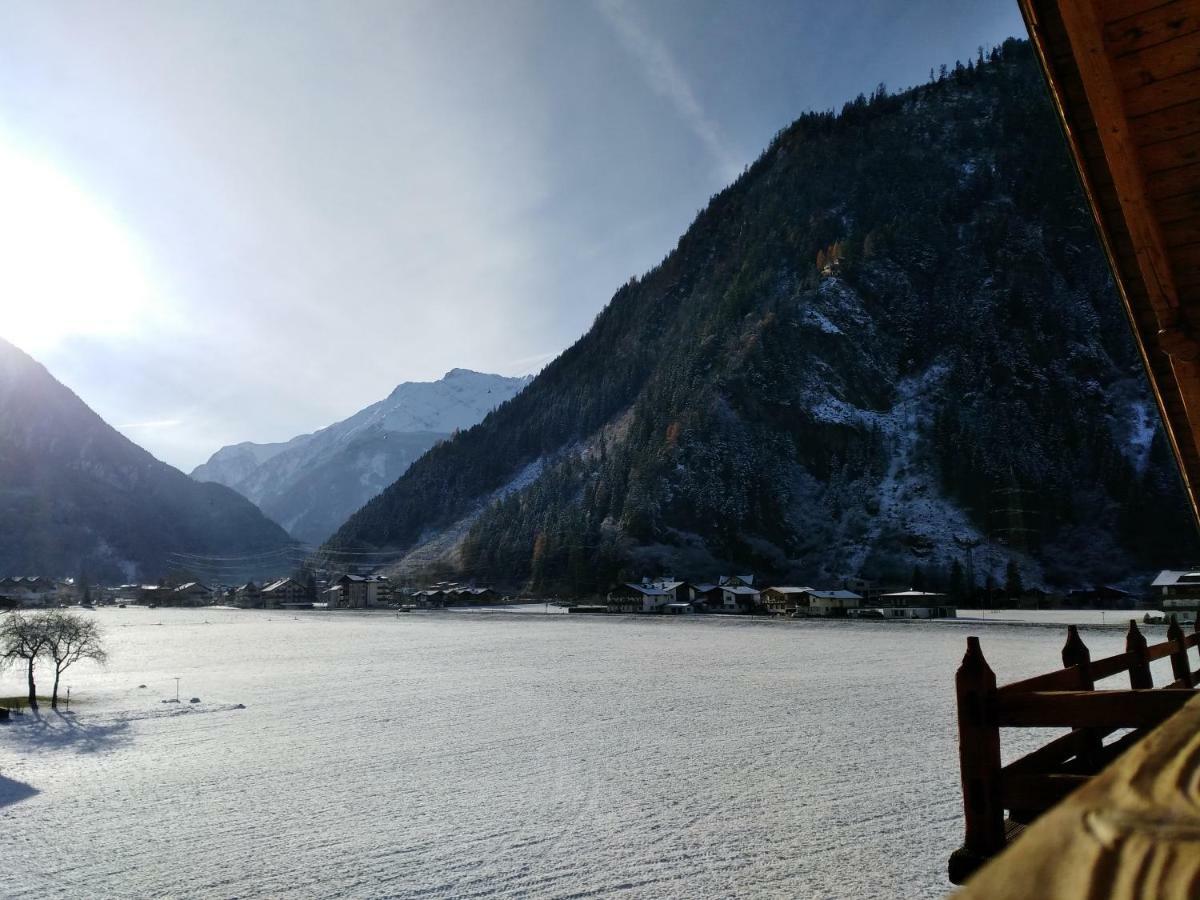 Landhaus Eberler Mayrhofen Exterior photo